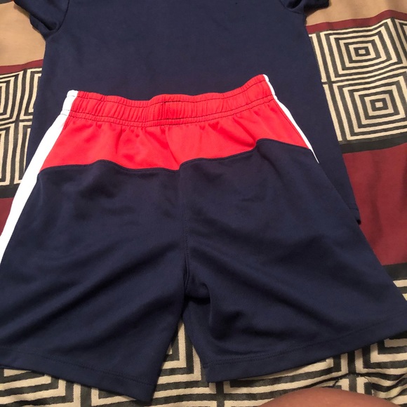 BOY OUTFIT - Picture 3 of 3